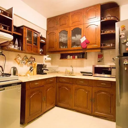 Bright Cozy Stacked Ideally Located N Kadikoy Lejlighed
