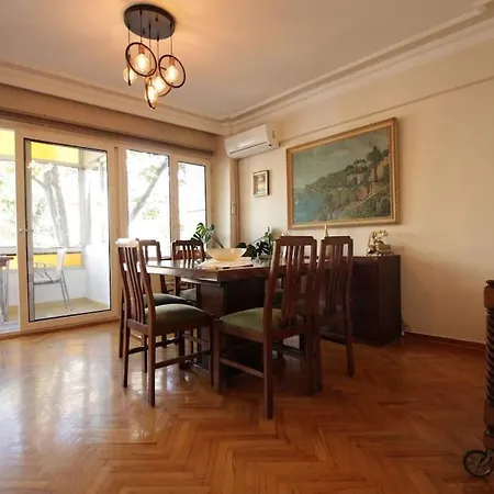 Bright Cozy Stacked Ideally Located N Kadikoy アパート *