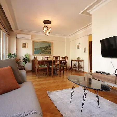 アパート Bright Cozy Stacked Ideally Located N Kadikoy